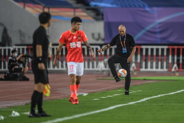 海港小胜新鹏城，武磊制胜球助力球队